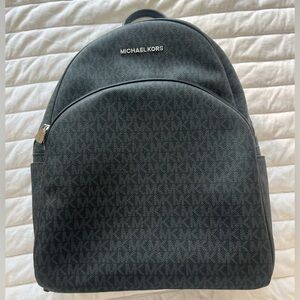 Michael Kors Purse/Backpack Large